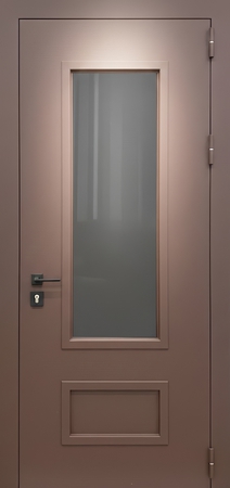 Входная термодверь с большим остеклением, металлобагетом и коричневой полимерной покраской Входная термодверь с большим остеклением, металлобагетом и коричневой полимерной покраской